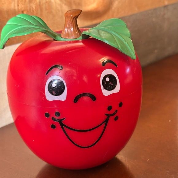Vintage 1972 Fisher-Price Red Happy Apple Toy - Picture 7 of 7